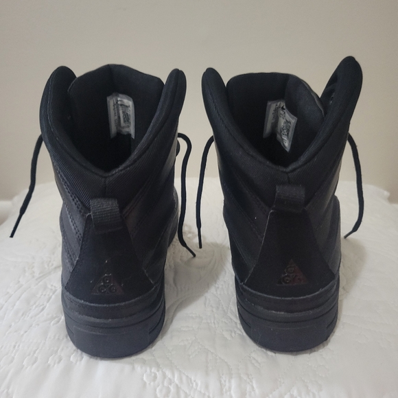 ACG'S Woodside - Picture 2 of 5